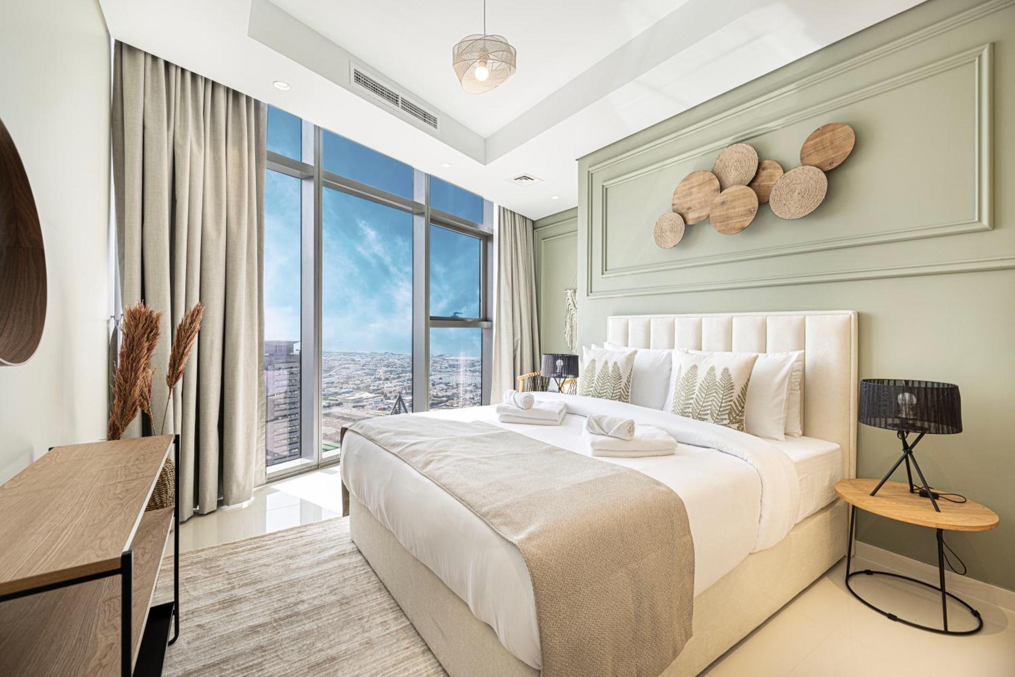 Highest Infinity Pool In Downtown Dubai Apartment Exterior photo